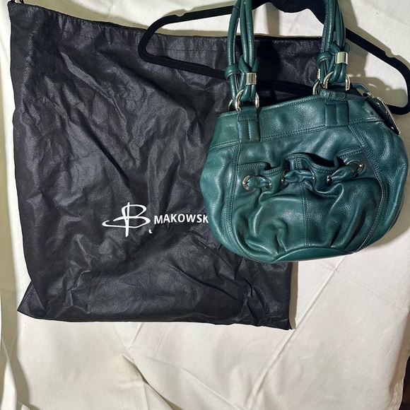 B. Makowsky Berkeley Bucket Style Leather Purse USED - Picture 16 of 16